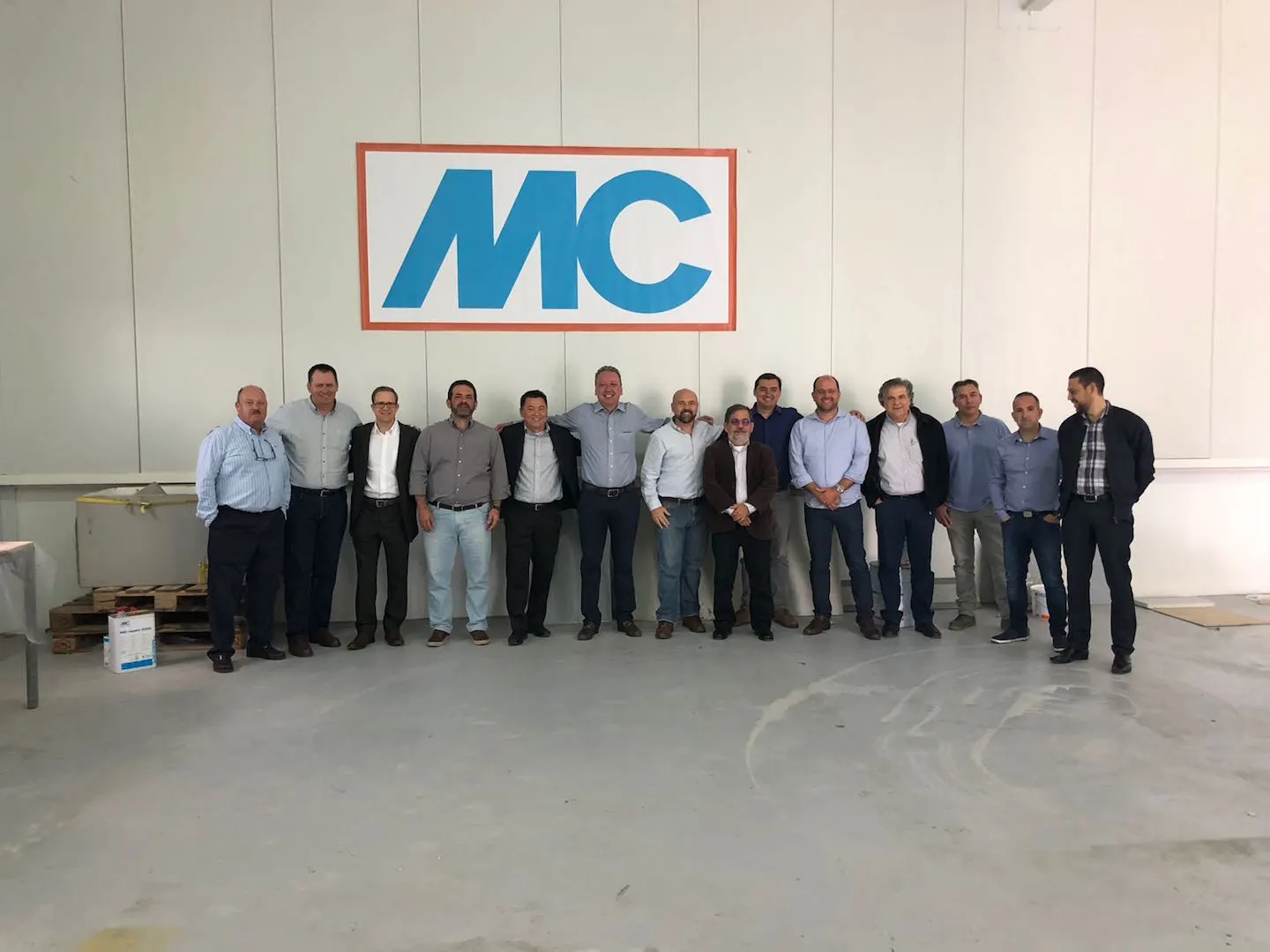 Una delegación de MC Brasil visita la sede central de la compañía en España ubicada en Senyera (Valencia)