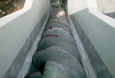 PROTECCIÓN DEL HORMIGÓN ARMADO CONTRA FUERTES ATAQUES MECÁNICOS